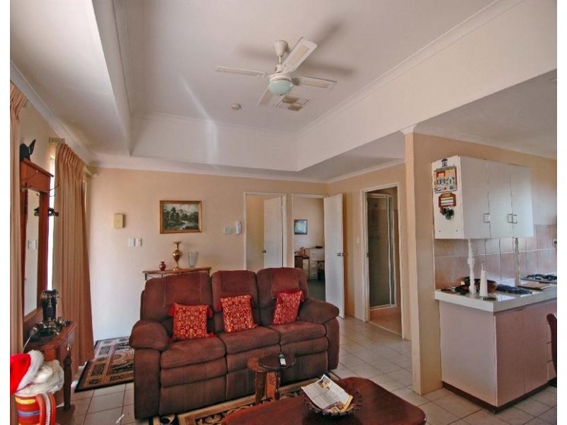 15 RADNOR ROAD, YORK WA, York WA 6302