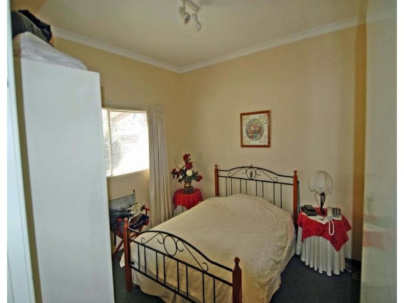 15 RADNOR ROAD, YORK WA, York WA 6302