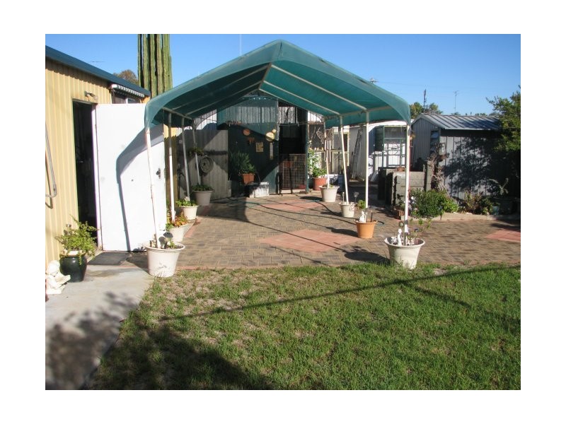 47 Hammond Street, Kellerberrin WA 6410