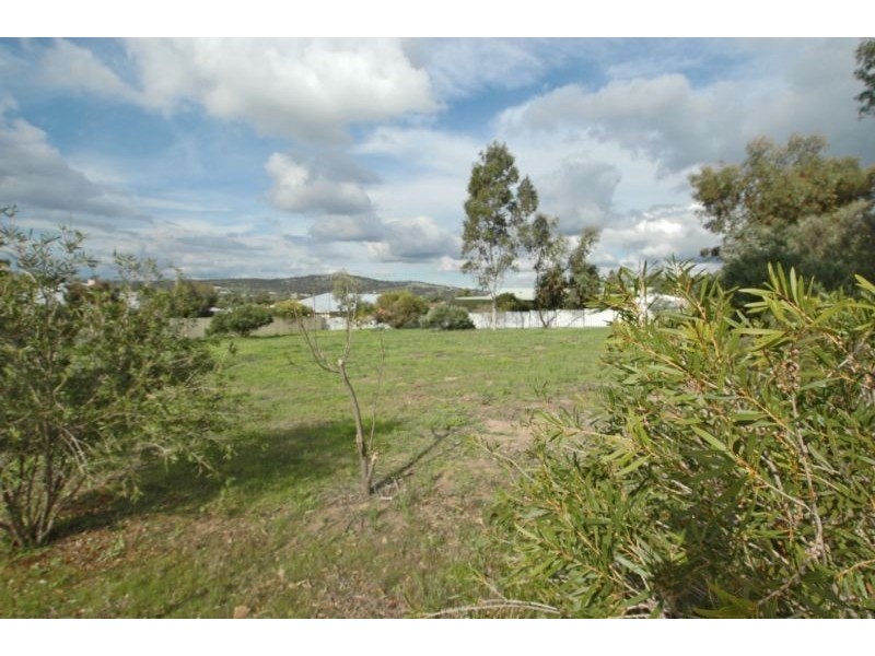 26 Doncon Street, York WA 6302