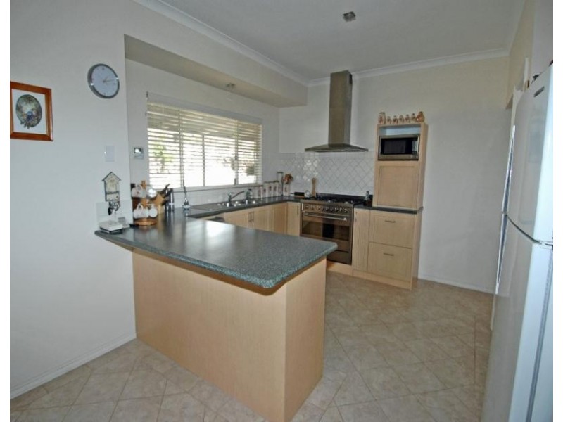 32 CRAIG RD, Jelcobine WA 6306