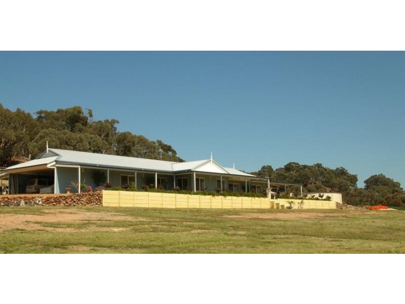 32 CRAIG RD, Jelcobine WA 6306