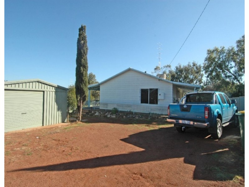 5 Bouverie Street, York WA 6302