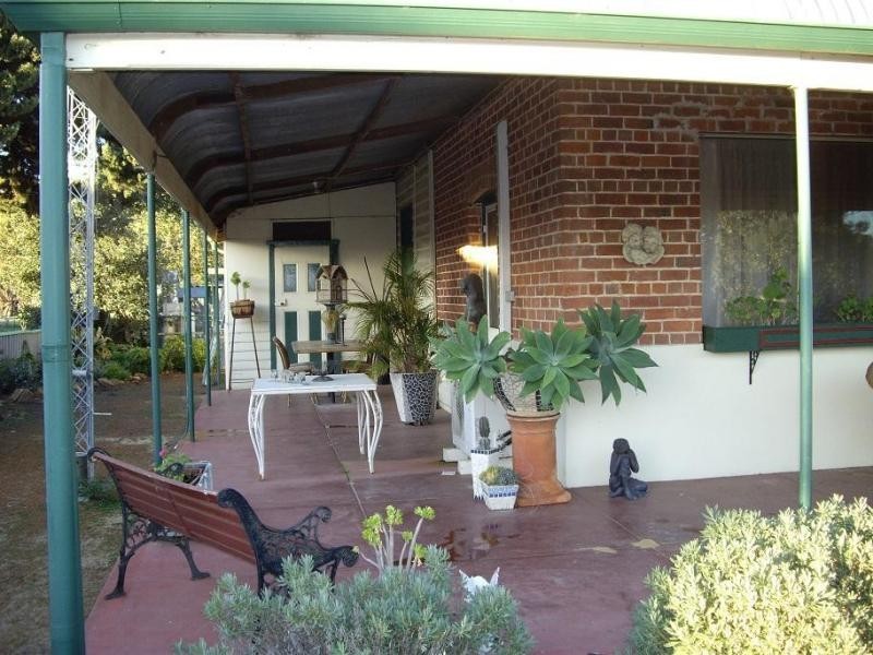 86 Lukin Street, Beverley WA 6304