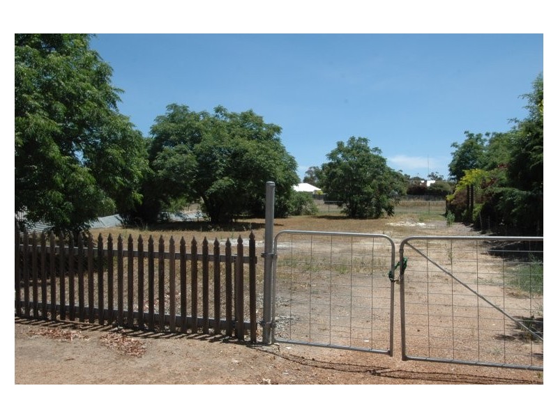 6 Wheeler Street, York WA 6302