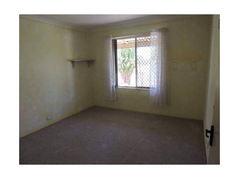 7 Railway Road, York WA 6302