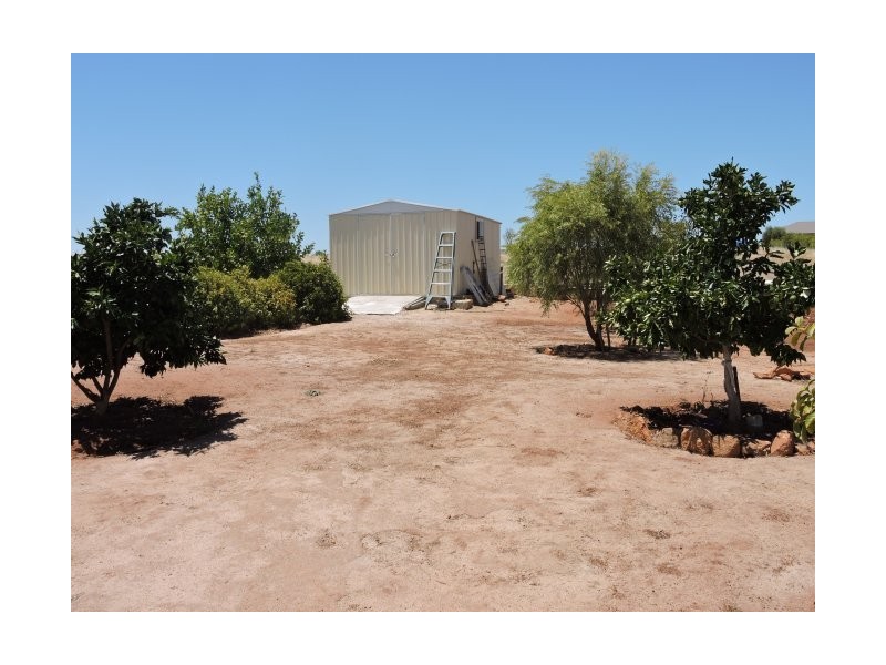 44 Andrews Ave, York WA 6302