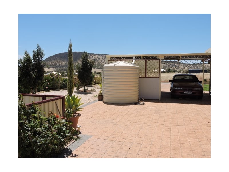 44 Andrews Ave, York WA 6302