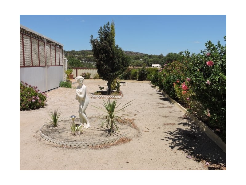 44 Andrews Ave, York WA 6302