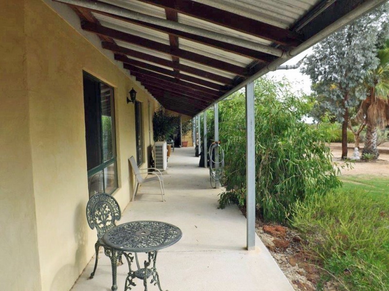 218 BUNTER WAY, Howatharra WA 6532