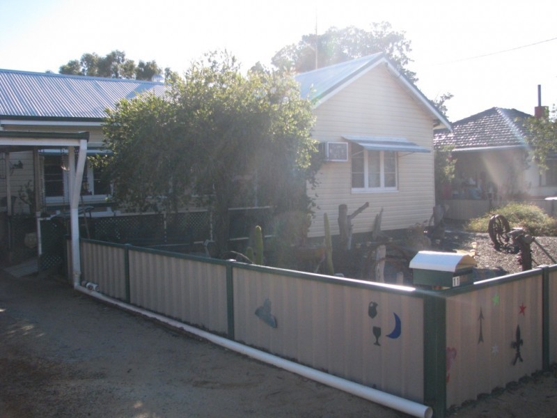 11 James Street, Kellerberrin WA 6410