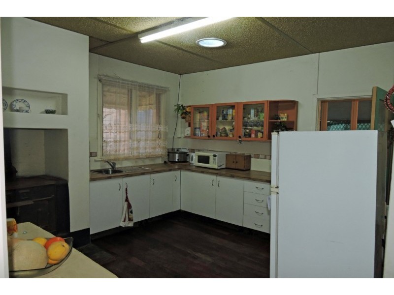 166 AVON TERRACE, York WA 6302