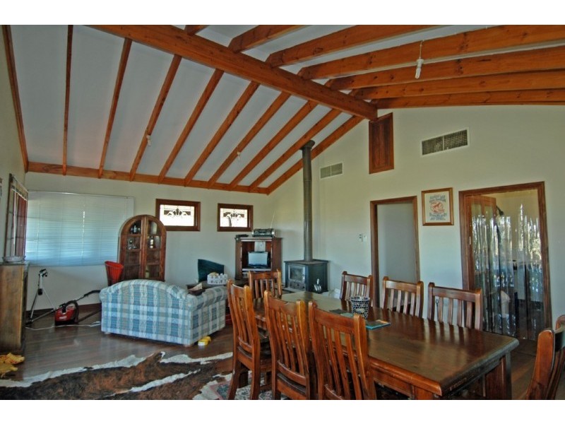 173 NORTH ROAD, York WA 6302