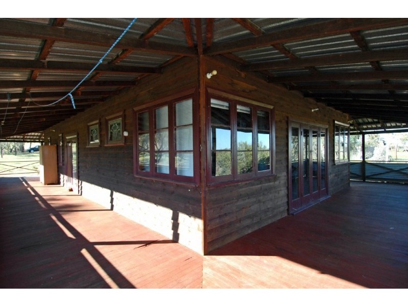 173 NORTH ROAD, York WA 6302