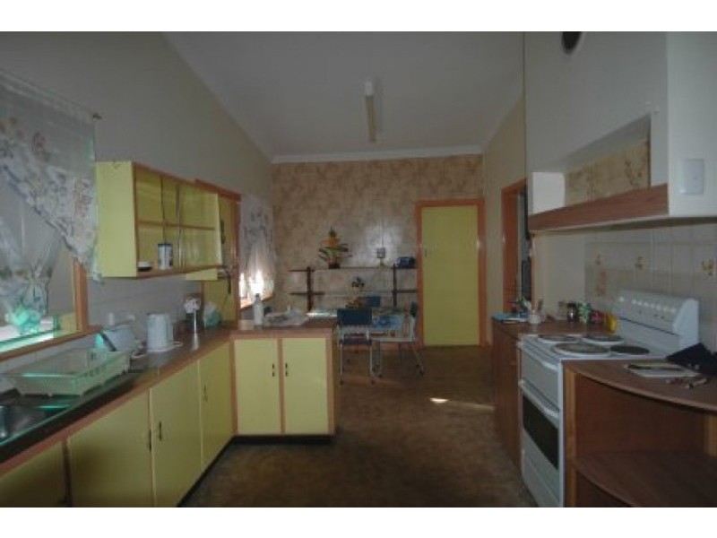 23 MCGRATH STREET, Brookton WA 6306