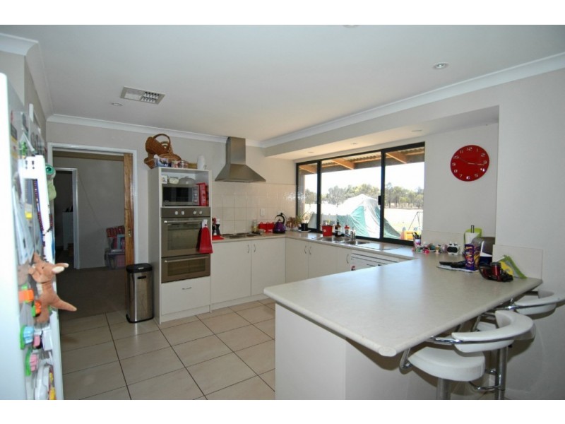 Lot 3, 3 DOVEY COURT, York WA 6302