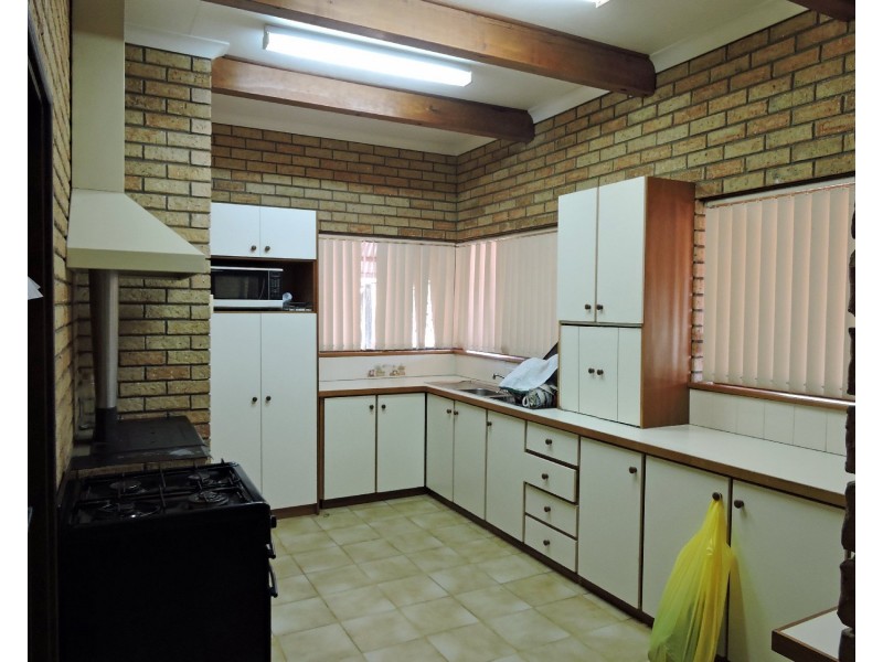 264 Buckingham Road, York WA 6302