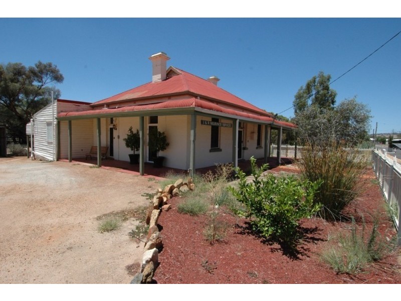 68 AVON TERRACE, York WA 6302
