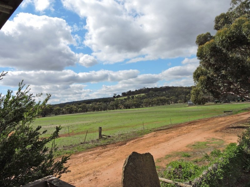 Lot 7879,  ULBRIGH ROAD, Wandering WA 6308