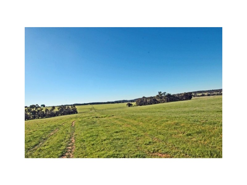 Lot 16 – 20880,  PIKE ROAD, Brookton WA 6306