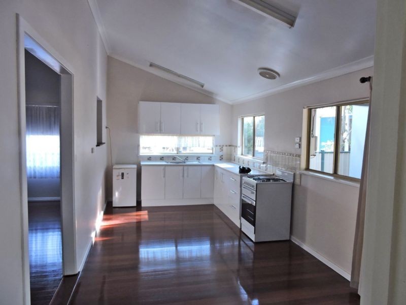 176 AVON TERRACE, York WA 6302