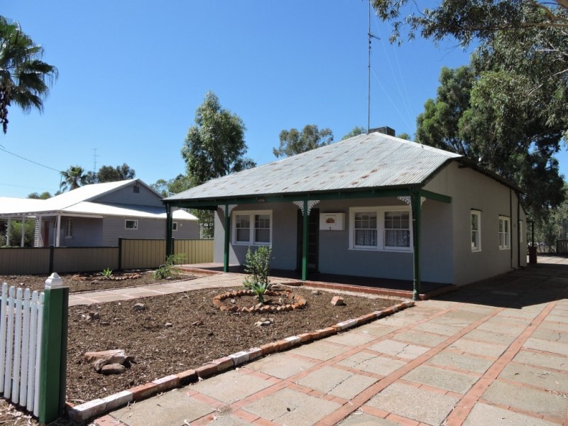 176 AVON TERRACE, York WA 6302