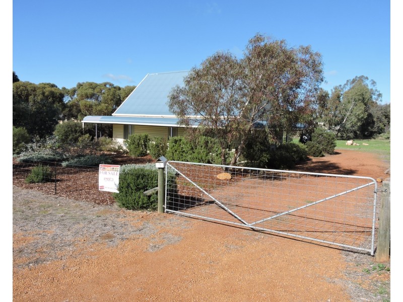 3 LITTLE STREET, York WA 6302