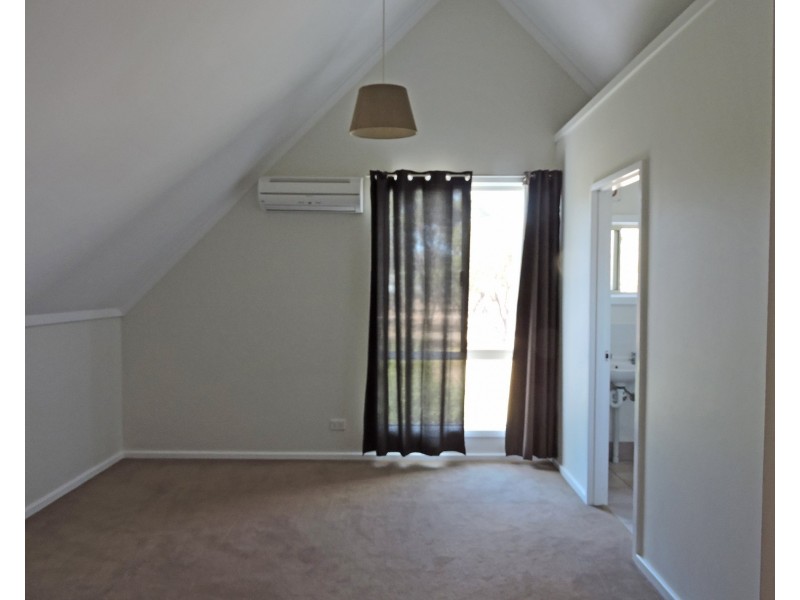 3 LITTLE STREET, York WA 6302
