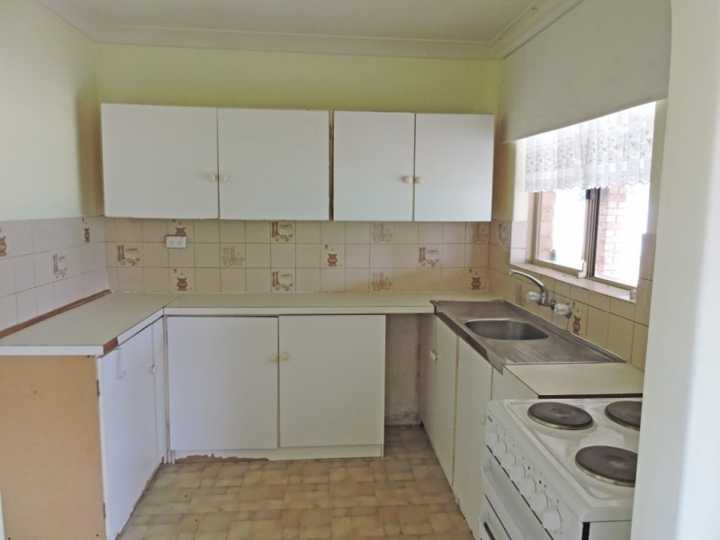 5 Thomson Street, York WA 6302