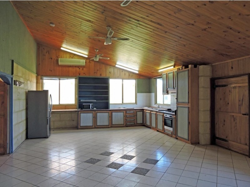 100 Burgers Sidding Road, York WA 6302