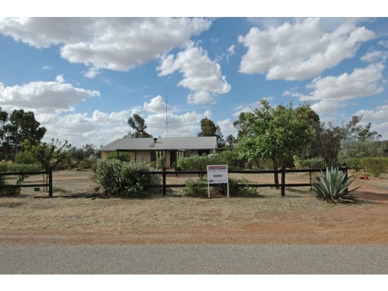 100 Burgers Sidding Road, York WA 6302