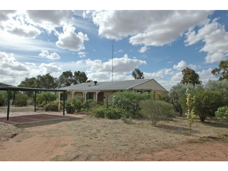 100 Burgers Sidding Road, York WA 6302