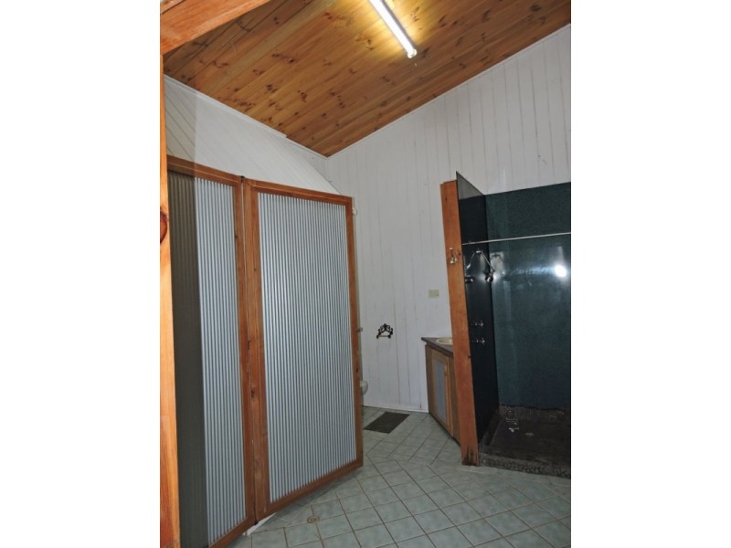 100 Burgers Sidding Road, York WA 6302