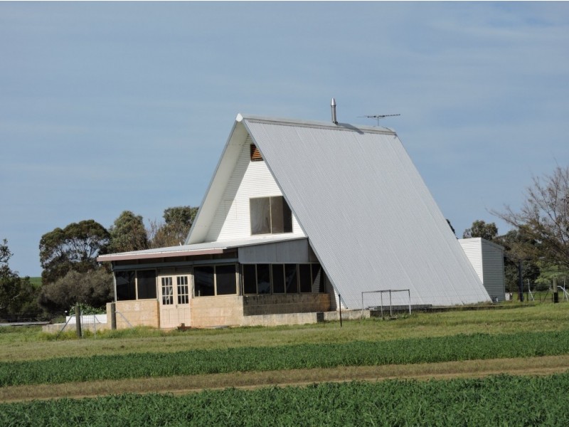 3122 QUAIRADING-YORK ROAD, Beverley WA 6304