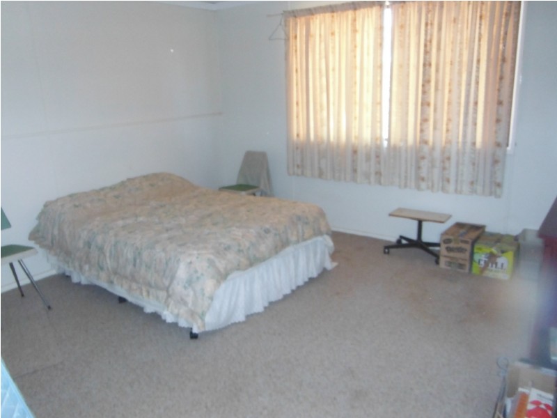 16 WHITE STREET, Mukinbudin WA 6479