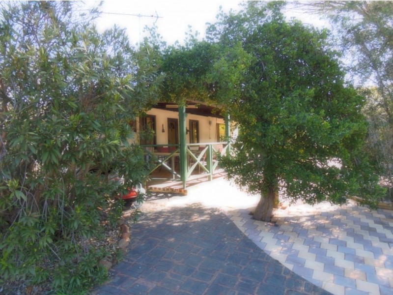 25 HOPTHAM STREET, Popanyinning WA 6309