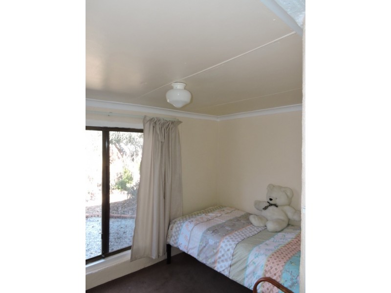 25 HOPTHAM STREET, Popanyinning WA 6309