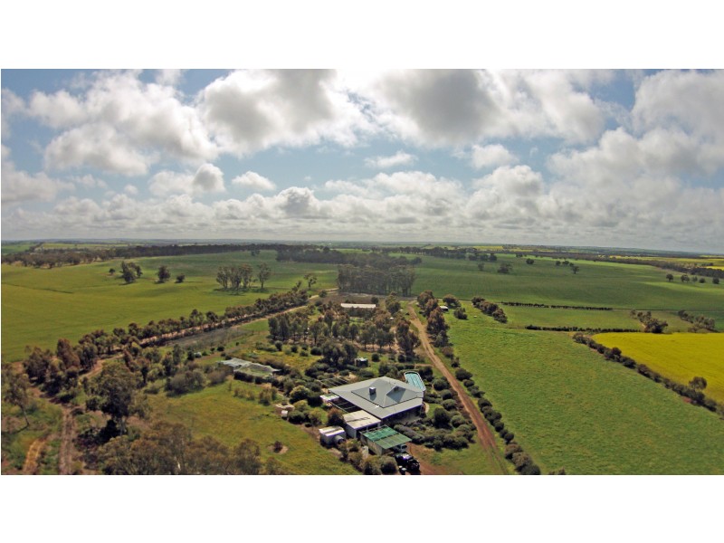 700 SEES ROAD, York WA 6302