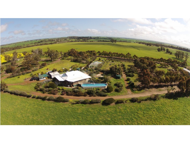 700 SEES ROAD, York WA 6302