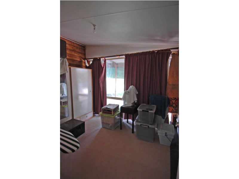 700 SEES ROAD, York WA 6302