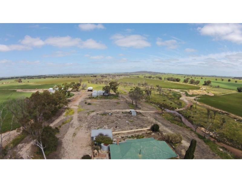 2706 BROOKTON-KWEDE ROAD, Brookton WA 6306