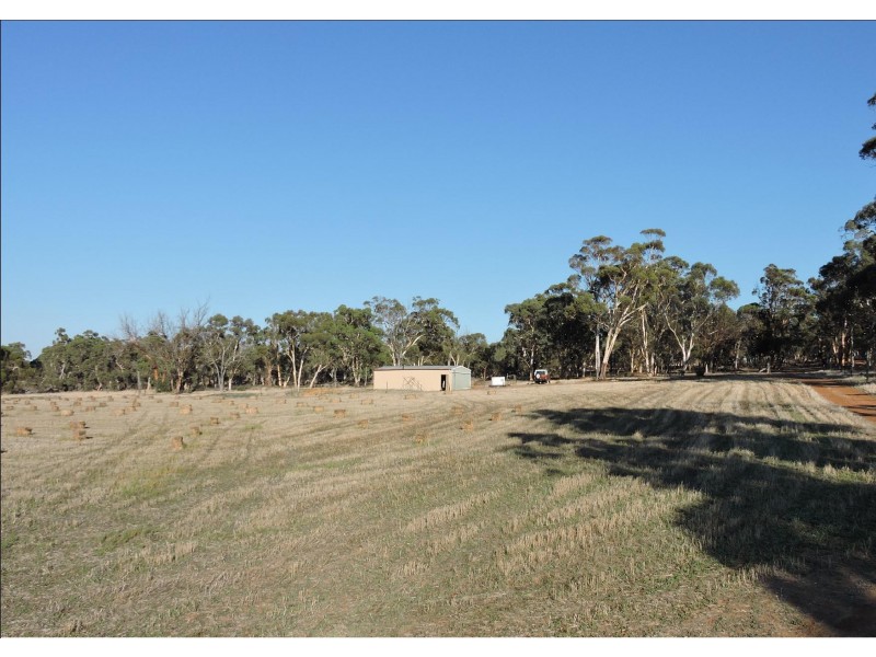 Lot 760,  YORK-WILLIAMS ROAD, Wandering WA 6308