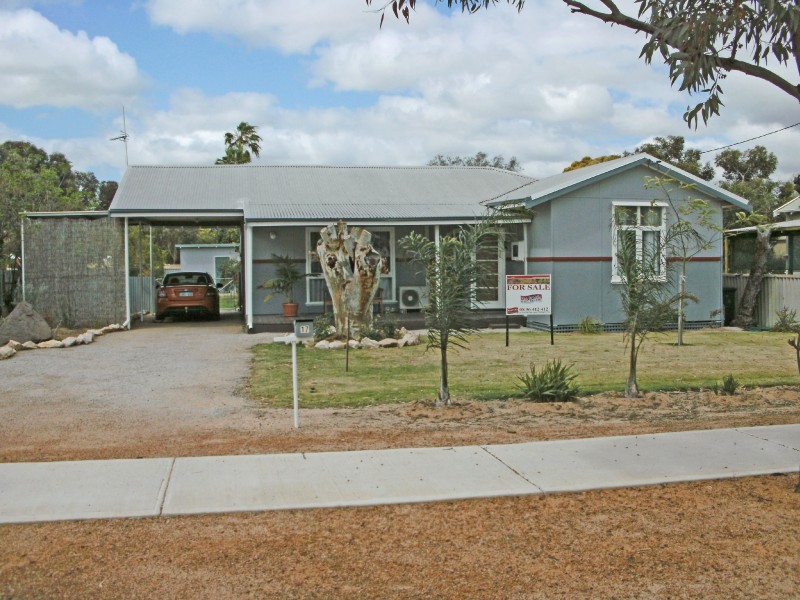 17 WESTRALL STREET, Bruce Rock WA 6418