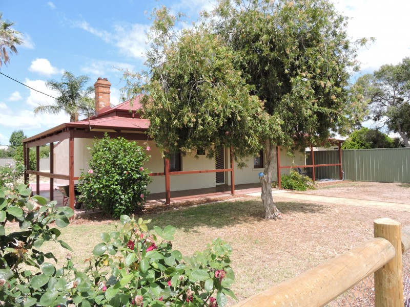 17 GEORGE, York WA 6302
