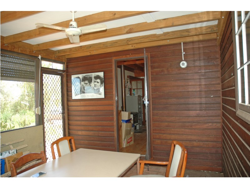 63 Herbert, York WA 6302