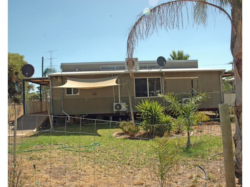 2 FORREST STREET, Beverley WA 6304