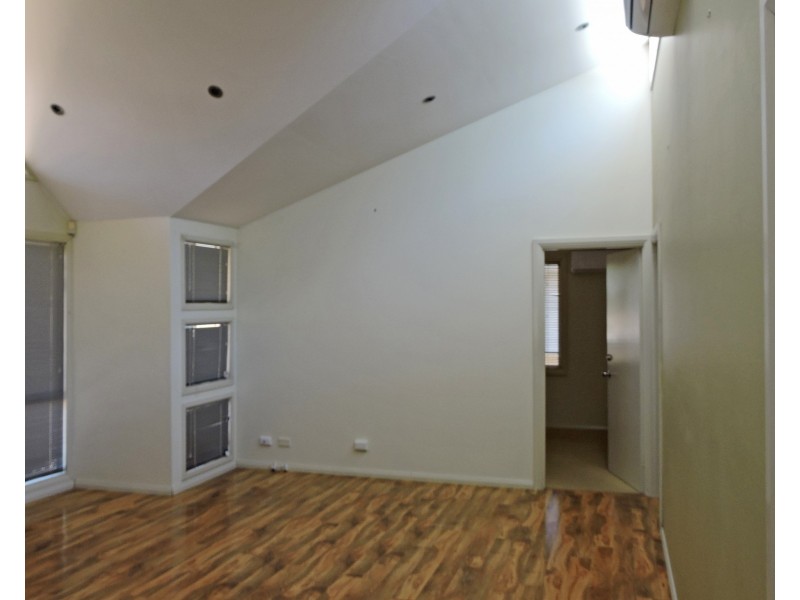 2 FORREST STREET, Beverley WA 6304