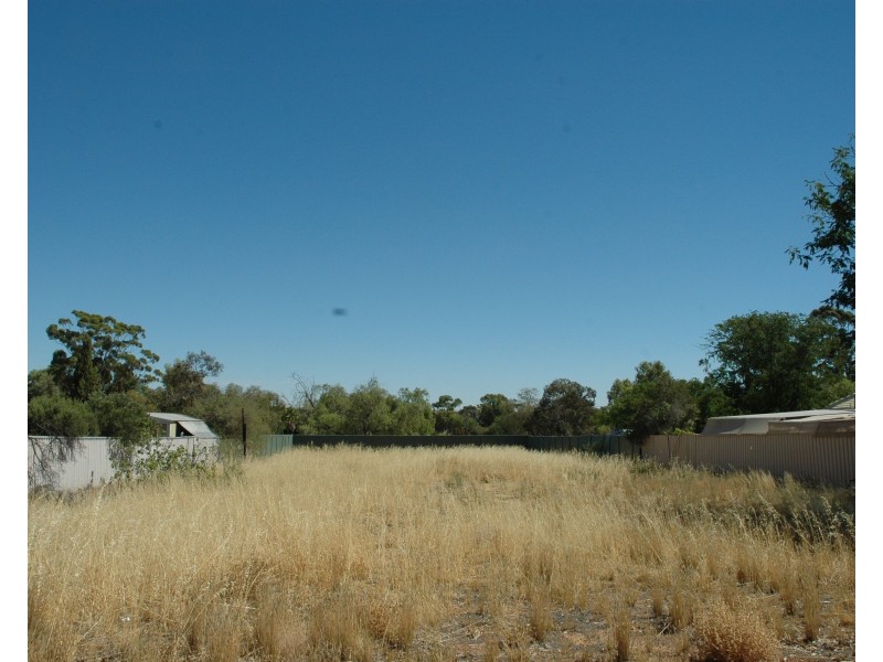 Lot 173,  Kitchener Street, Merredin WA 6415