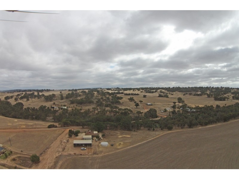 250 HOBBS ROAD, Westdale WA 6304