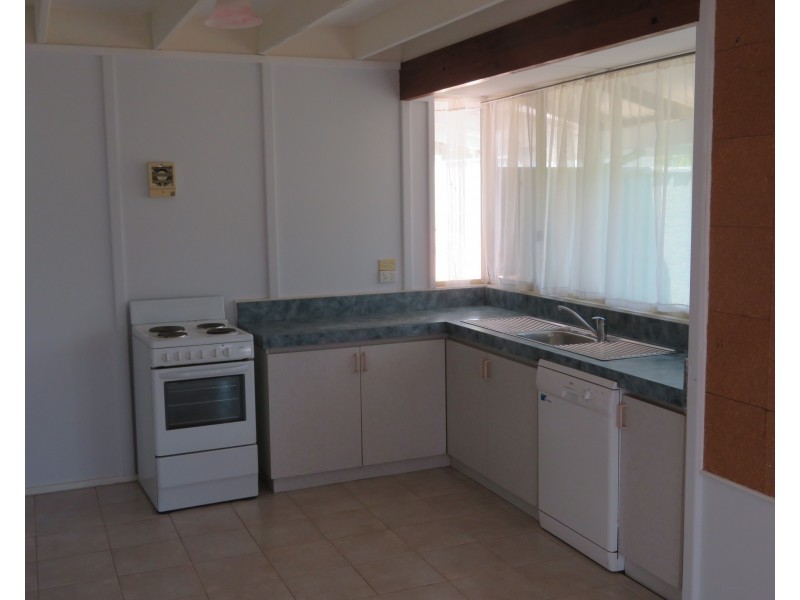 6 HOPE STREET, York WA 6302